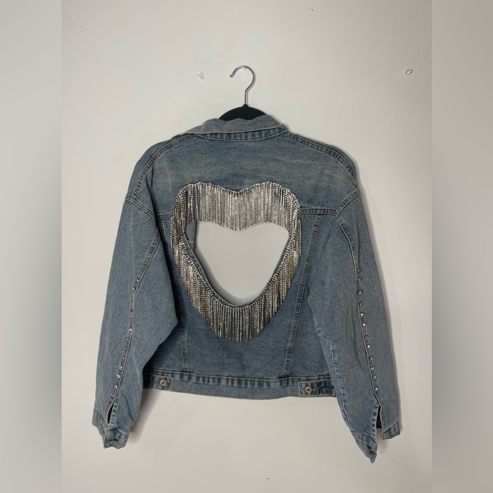 Jeans jacket with open heart bavk